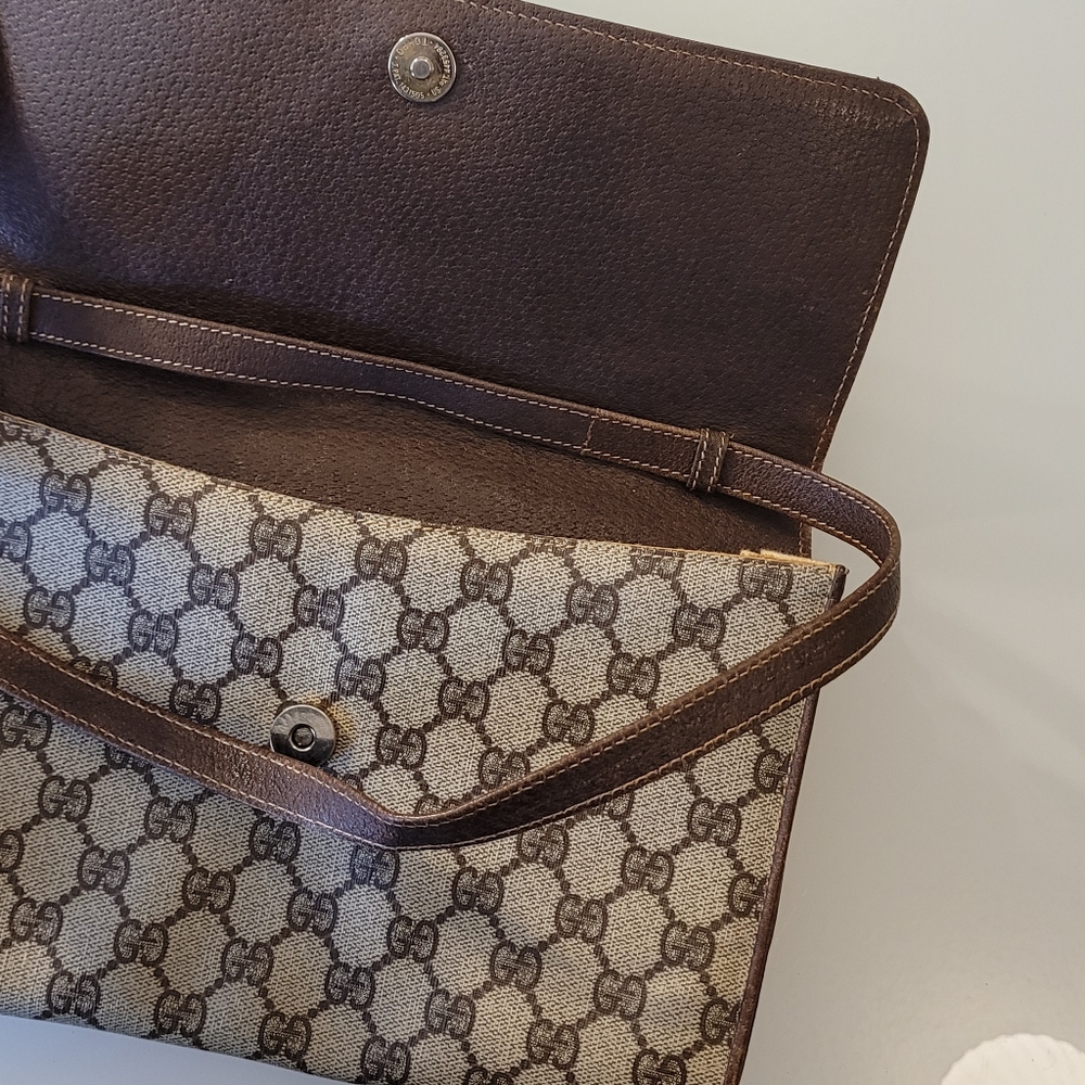 GUCCI Flap Crossbody Clutch GG Monogram Bag Vintage - Picture 11 of 16